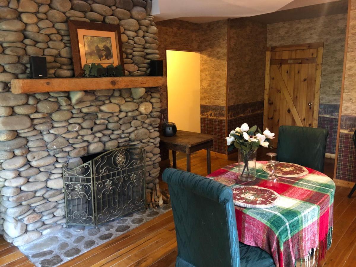 Smokies Bed And Breakfast - Evergreen Cottage Inn Pigeon Forge Ngoại thất bức ảnh