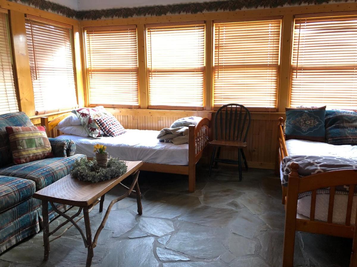 Smokies Bed And Breakfast - Evergreen Cottage Inn Pigeon Forge Ngoại thất bức ảnh