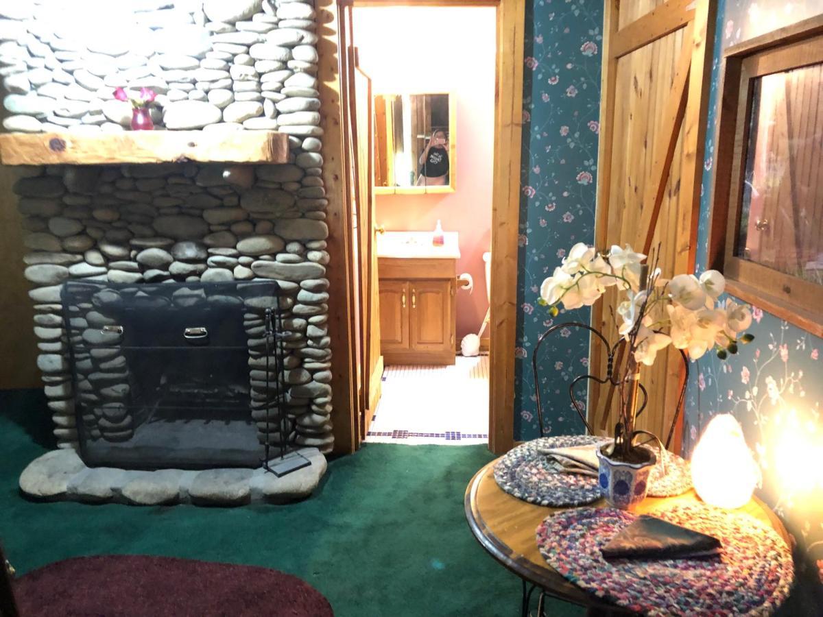 Smokies Bed And Breakfast - Evergreen Cottage Inn Pigeon Forge Ngoại thất bức ảnh