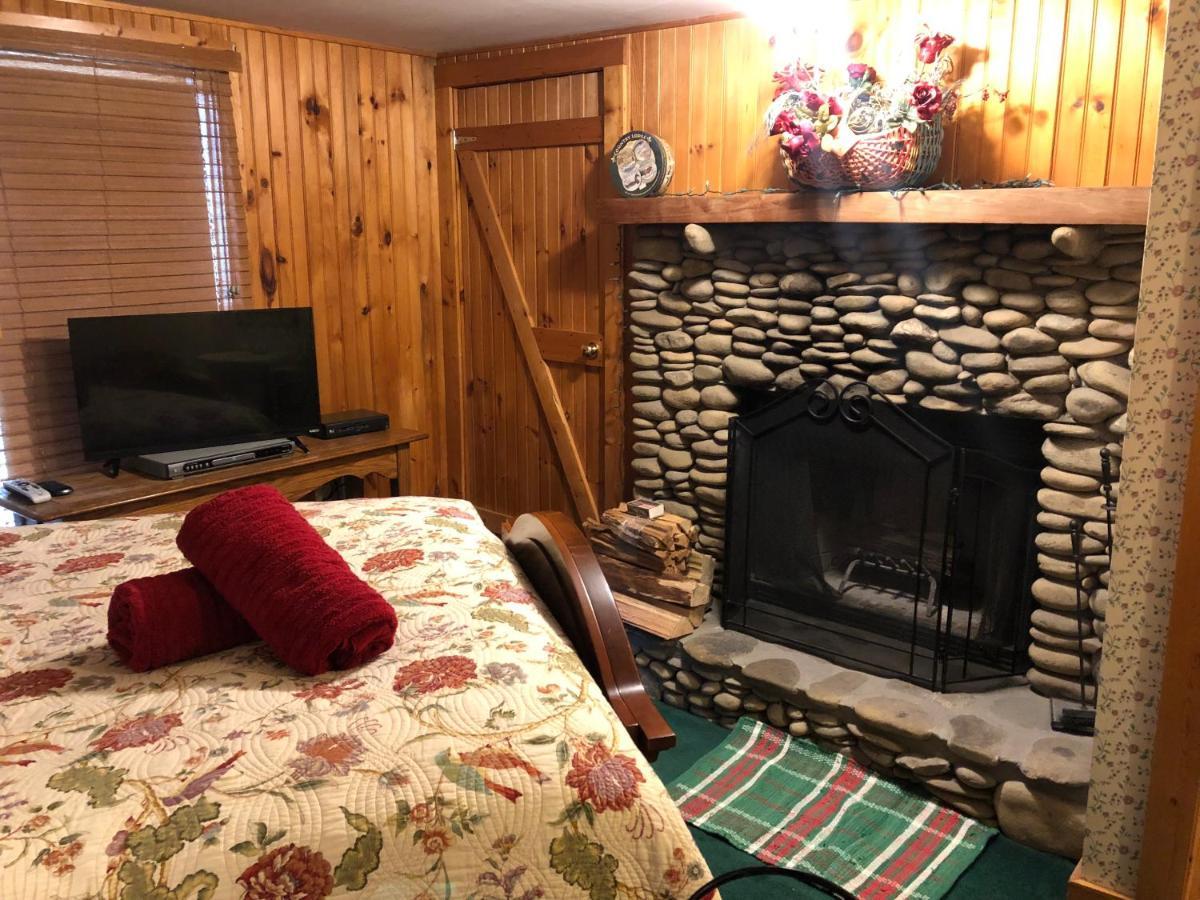 Smokies Bed And Breakfast - Evergreen Cottage Inn Pigeon Forge Ngoại thất bức ảnh
